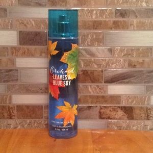 Orchard leaves & Blue Sky Bath & Bodyworks mist.